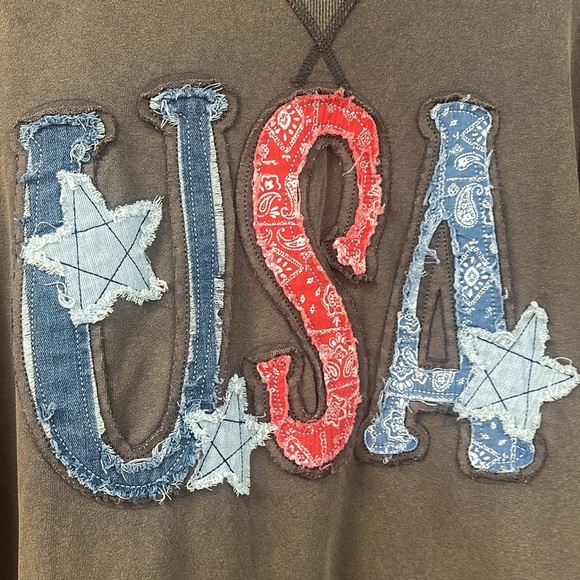 NWT Mocha USA Patchwork Crewneck - Easel - Picture 3 of 5